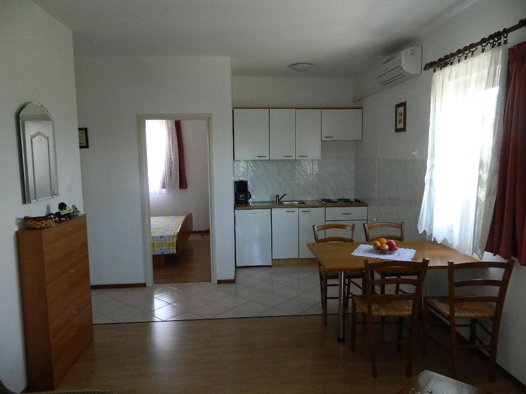 Apartments Skender Čižići エクステリア 写真